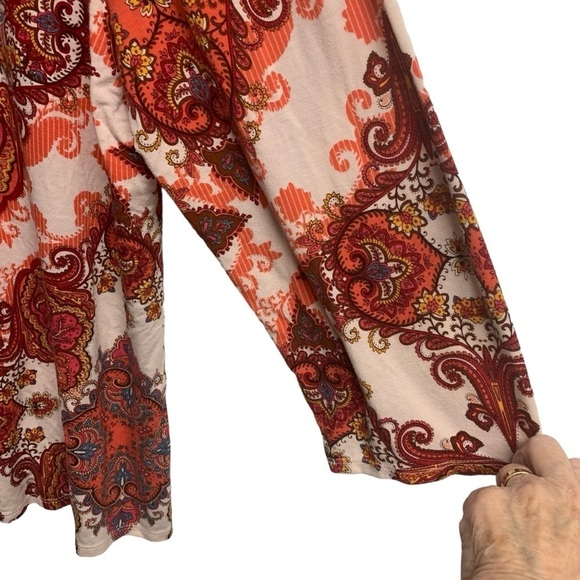 Chico’s Women’s Extra L Paisley V Neck pink Orange Print - Picture 3 of 9